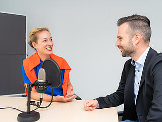 Podcast zum Thema "New Work im Gesundheitswesen" mit Lukas Fries